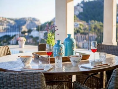 Luxury Villa Photo #15