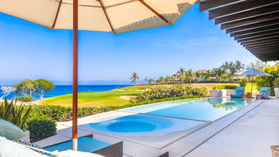 Luxury Villa Photo #2