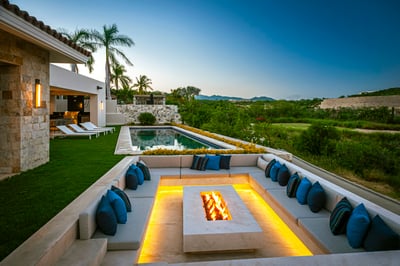 Luxury Villa Photo #9