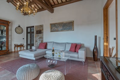Luxury Villa Photo #24
