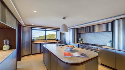 Luxury Villa Photo #22