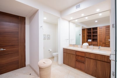 Luxury Villa Photo #27