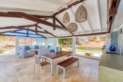 Luxury Villa Photo #11