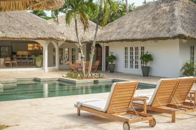 Luxury Villa Photo #4