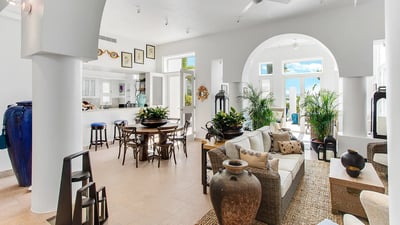 Luxury Villa Photo #44