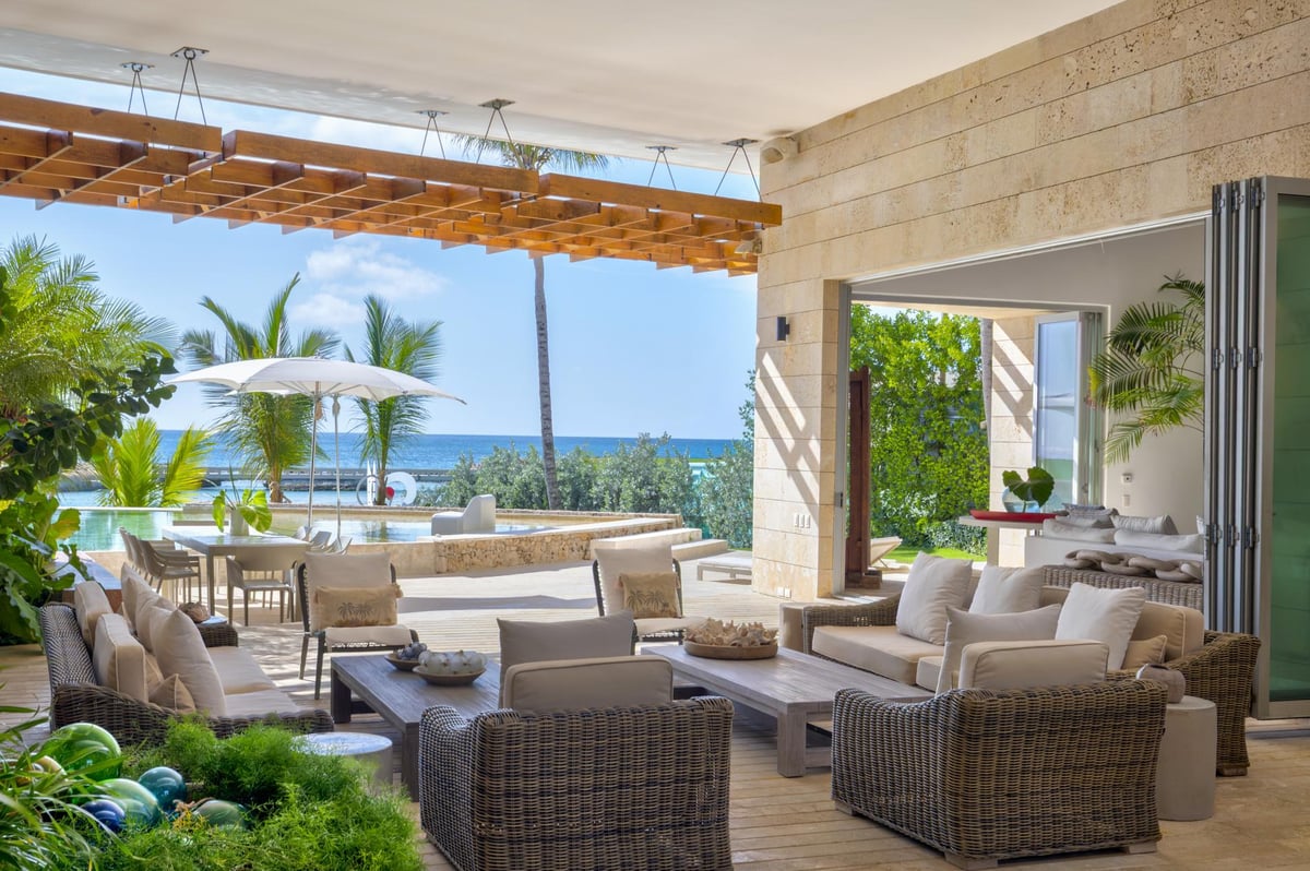 Las Iguanas 47 | Oceania