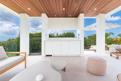 Luxury Villa Photo #5