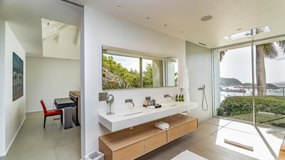 Luxury Villa Photo #42