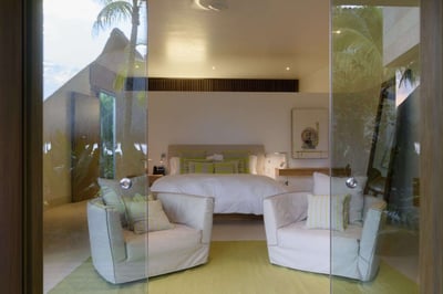 Luxury Villa Photo #39