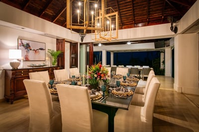 Luxury Villa Photo #12