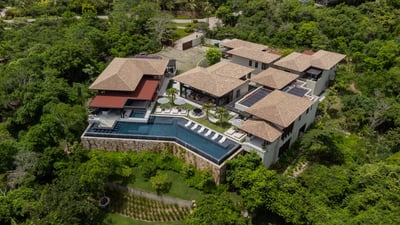 Luxury Villa Photo #78
