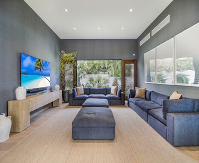 Luxury Villa Photo #27