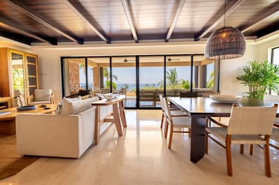 Luxury Villa Photo #8