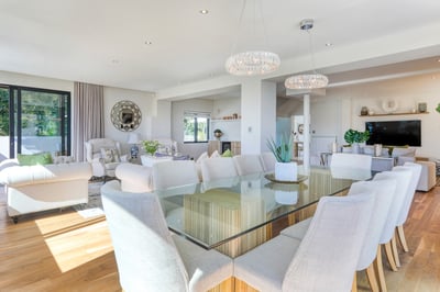 Luxury Villa Photo #23