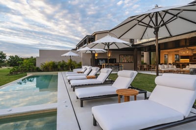 Luxury Villa Photo #5