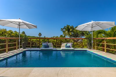 Luxury Villa Photo #3