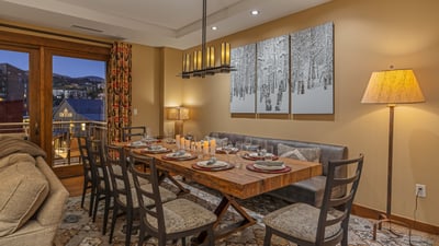 Dining area seats 10