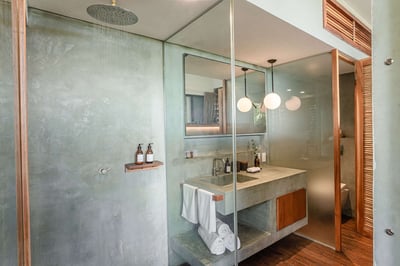 Luxury Villa Photo #32