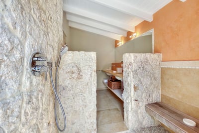 Luxury Villa Photo #22