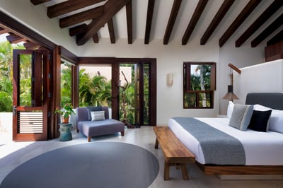 Luxury Villa Photo #44