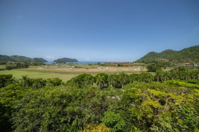 Luxury Villa Photo #17