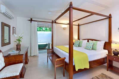 Luxury Villa Photo #22