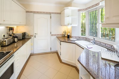 Luxury Villa Photo #9