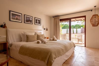 Luxury Villa Photo #22