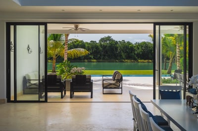 Luxury Villa Photo #23