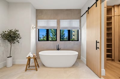 Luxury Villa Photo #48