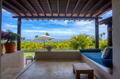 Luxury Villa Photo #43