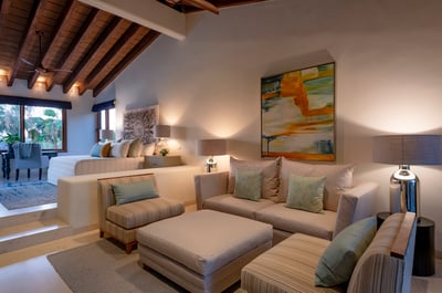 Luxury Villa Photo #29