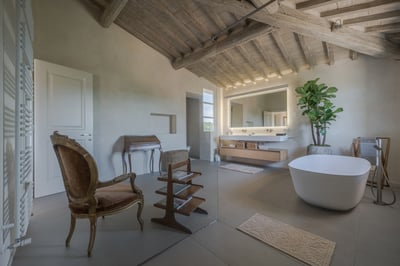 Luxury Villa Photo #20