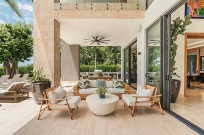 Luxury Villa Photo #10