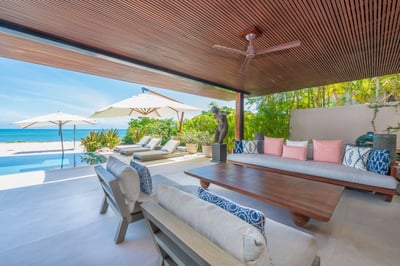 Luxury Villa Photo #20
