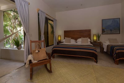 Luxury Villa Photo #35