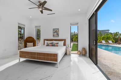 Luxury Villa Photo #19