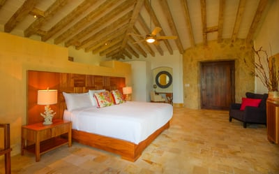 Luxury Villa Photo #46