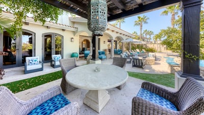 Luxury Villa Photo #17