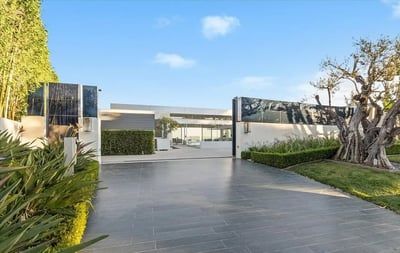 Luxury Villa Photo #10
