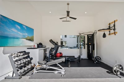 Luxury Villa Photo #11