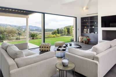 Luxury Villa Photo #8