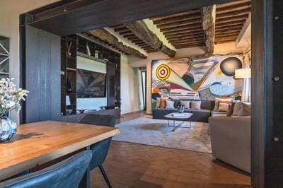 Luxury Villa Photo #16