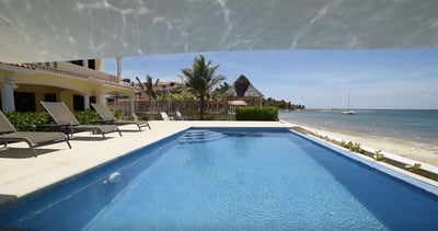 Luxury Villa Photo #6