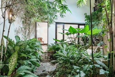 Luxury Villa Photo #24
