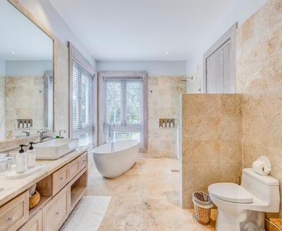 Luxury Villa Photo #43