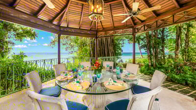 Luxury Villa Photo #7