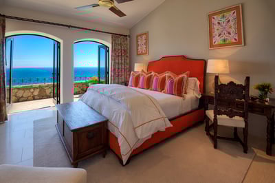 Luxury Villa Photo #25