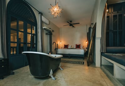 Luxury Villa Photo #49