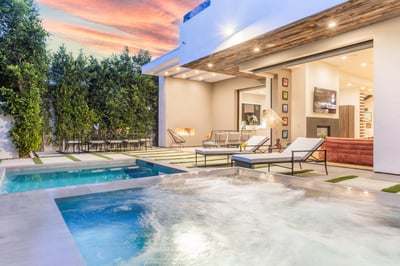 Luxury Villa Photo #5